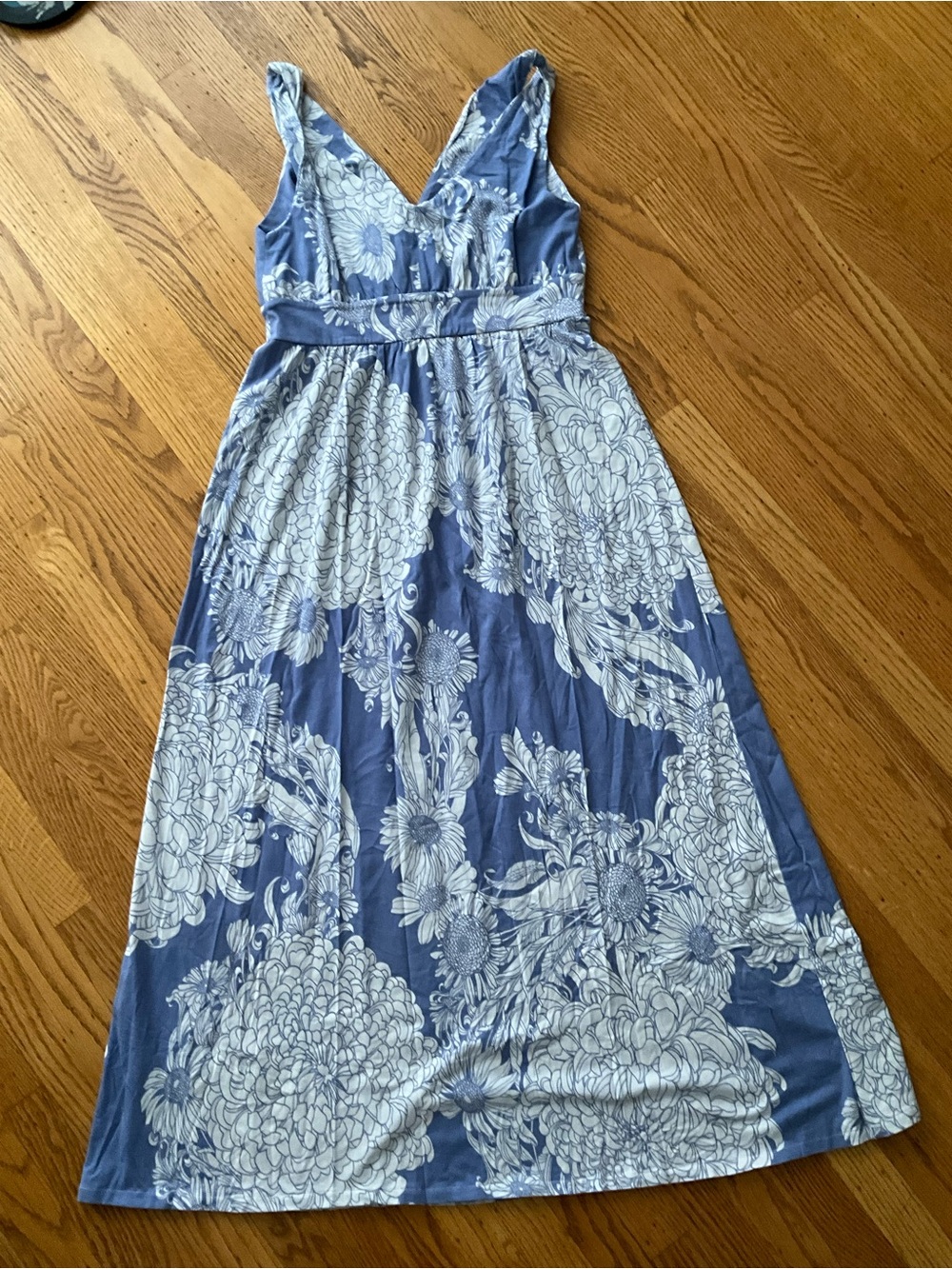 Garnet Hill Blue & White Floral Jersey Knit Cotton Maxi Dress - Picture 7 of 8